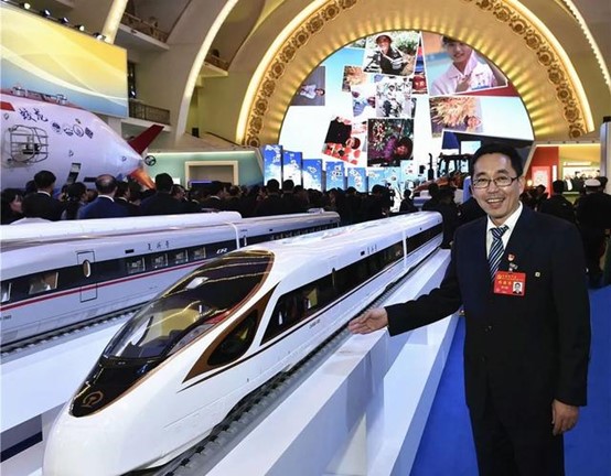 大国工匠:张雪松(图1) 大国工匠:张雪松(图1)